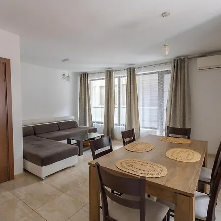 Apartment Sea Garden Marina 2 Varna