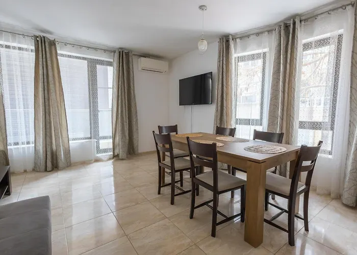 Sea Garden Marina 2 * Βάρνα