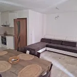 Sea Garden Marina 2 Apartment *